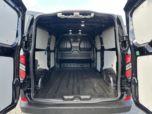 Ford Transit Custom 2.0 TDCI 136 PK TREND / L2H1 / 20.160 KM / CAMERA / ECC / CRUISE / APPLE CARPLAY / ANDROID AUTO /... ActivLease financial lease