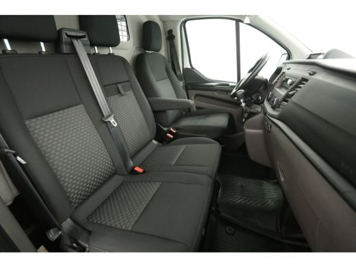 Ford Transit Custom 2.0 TDCI L1H1 | Airco | Cruise | 3 Zits | Parkeersens. | Trekhaak | Stoelverwarming ActivLease financial lease