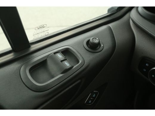 Ford Transit Custom 2.0 TDCI L1H1 | Airco | Cruise | 3 Zits | Parkeersens. | Trekhaak | Stoelverwarming ActivLease financial lease