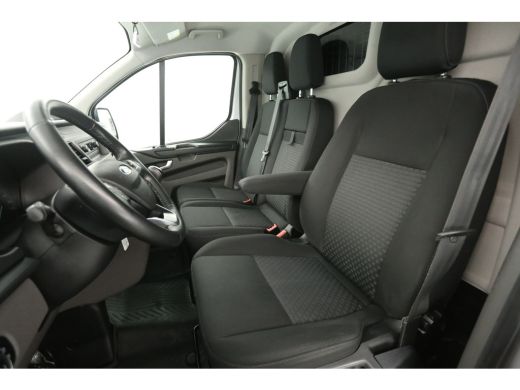 Ford Transit Custom 2.0 TDCI L1H1 | Airco | Cruise | 3 Zits | Parkeersens. | Trekhaak | Stoelverwarming ActivLease financial lease