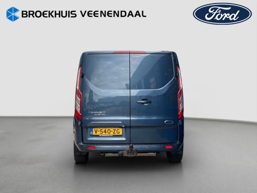 Ford Transit Custom 300 2.0 170pk TDCI L2H1 Limited DC | Trekhaak | 2x Schuifdeur | Camera | Leder | Stoelverwarming ActivLease financial lease