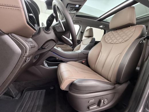 Hyundai Santa Fe 1.6 T-GDI PHEV Premium Sky 7p. APPLE CARP. | STOEL VENTILATIE/VERWARMING | 7 PERS | 360˚ CAMERA |... ActivLease financial lease