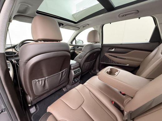 Hyundai Santa Fe 1.6 T-GDI PHEV Premium Sky 7p. APPLE CARP. | STOEL VENTILATIE/VERWARMING | 7 PERS | 360˚ CAMERA |... ActivLease financial lease