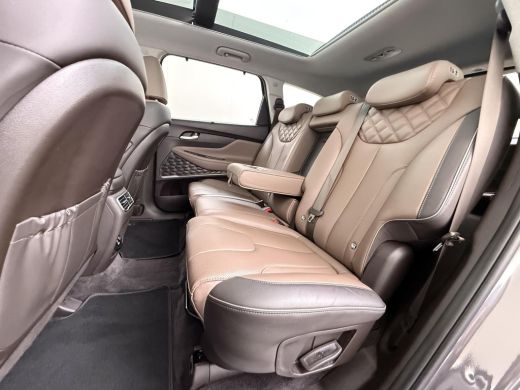 Hyundai Santa Fe 1.6 T-GDI PHEV Premium Sky 7p. APPLE CARP. | STOEL VENTILATIE/VERWARMING | 7 PERS | 360˚ CAMERA |... ActivLease financial lease