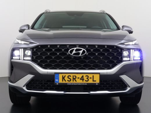Hyundai Santa Fe 1.6 T-GDI PHEV Premium Sky 7p. APPLE CARP. | STOEL VENTILATIE/VERWARMING | 7 PERS | 360˚ CAMERA |... ActivLease financial lease