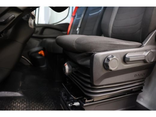 Iveco Daily 35C16 3.0 BAKWAGEN MEUBELBAK MET LAADKLEP ZIJDEUR ActivLease financial lease