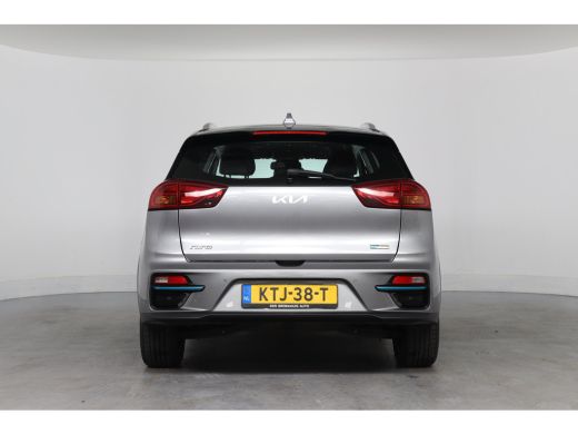Kia e-Niro ComfortLine 64 kWh | Camera | SOH 100% | Stoel & Stuurverwarming | Cruise Control Adaptief | Navi... ActivLease financial lease