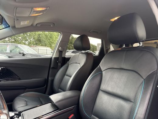 Kia e-Niro ExecutiveLine 64 kWh | Leder | Stoelverwarming + Ventilatie | Elektrische stoel | ActivLease financial lease