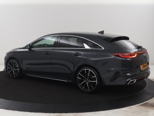 Kia ProCeed 1.4 T-GDI GT-Line | Leder/alcantara | Stuur/stoel verwarming | Climate control | Camera | Virtual... ActivLease financial lease