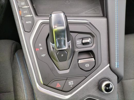Lynk & Co 01 15x op voorraad 1.5 PHEV 262PK Adapt.Cruise 360&deg; Cam Trekhaak Carplay Plug-in Stoelverw Vol opties! ActivLease financial lease
