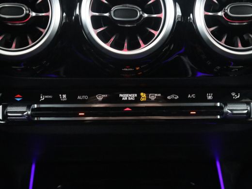 Mercedes-Benz EQA | SOH 94,2% | Half leder | Cruise control | Trekhaak | Stoelverwarming | Sfeerverlichting | Carpl... ActivLease financial lease