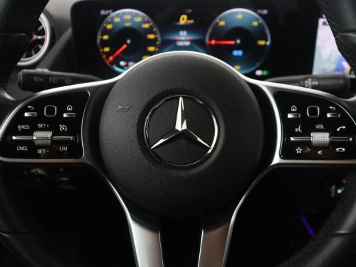 Mercedes-Benz EQA | SOH 94,2% | Half leder | Cruise control | Trekhaak | Stoelverwarming | Sfeerverlichting | Carpl... ActivLease financial lease
