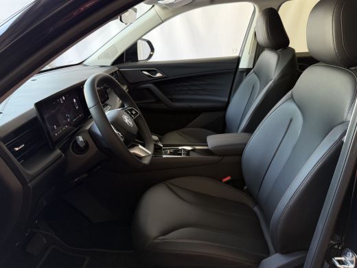 MG HS 1.5 TGDI LUXURY PHEV PLUG-IN HYBRIDE | LEER | 272PK NIEUWE AUTO | >1.000 KM TOTAAL BEREIK | 360&deg; ... ActivLease financial lease
