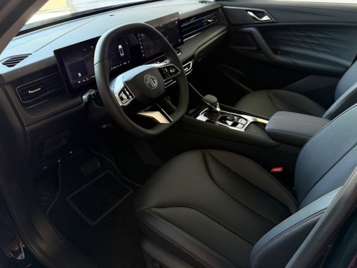 MG HS 1.5 TGDI LUXURY PHEV PLUG-IN HYBRIDE | LEER | 272PK NIEUWE AUTO | >1.000 KM TOTAAL BEREIK | 360&deg; ... ActivLease financial lease