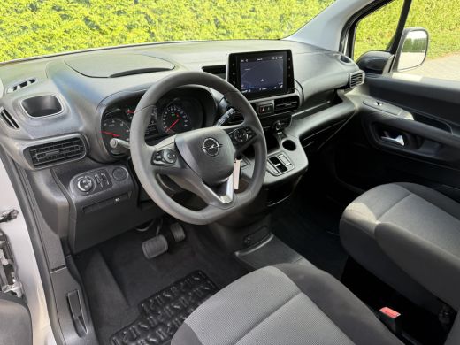 Opel Combo-e 50kWh 136 PK / AUTOMAAT / L1H1 / CAMERA / 1e EIG. / 35.706 KM! / CRUISE / AIRCO ActivLease financial lease