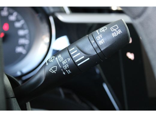 Opel Corsa 1.2 Edition | Parkeersensoren achter | Cruise control | 16` lichtmetalen velgen | ActivLease financial lease