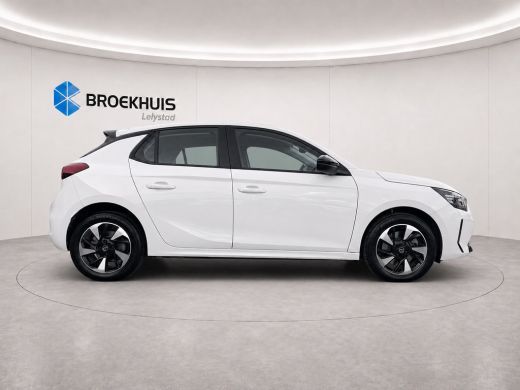 Opel Corsa-e Corsa-e 50KWH 136PK BUSINESS EDITION / NAVI / CLIMA / LED / PDC / CAMERA / KEYLESS / BLUETOOTH / ... ActivLease financial lease
