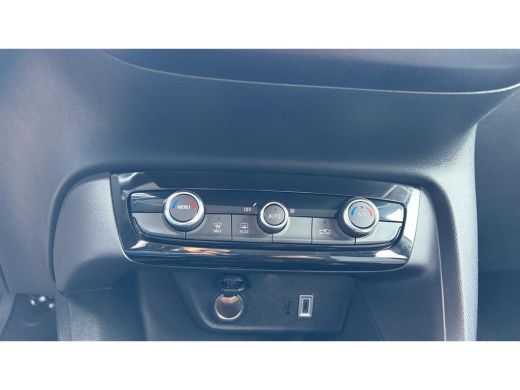 Opel Corsa-e Corsa-e 50KWH 136PK BUSINESS EDITION / NAVI / CLIMA / LED / PDC / CAMERA / KEYLESS / BLUETOOTH / ... ActivLease financial lease