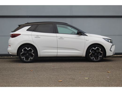 Opel Grandland 1.6 Turbo Plug-In Hybrid Ultimate | 360 Cam | Adap. Cruise C. | Keyless | Winterpakket | Elek. Ac... ActivLease financial lease