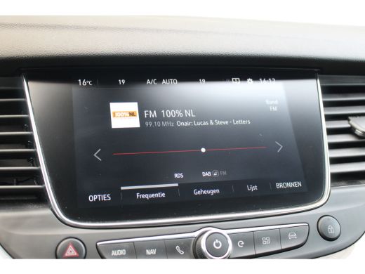 Opel Grandland X 1.6 Turbo Hybrid Elegance | Camera | AGR Stoel | Elek. Achterklep | Keyless | CarPlay | Climate |... ActivLease financial lease