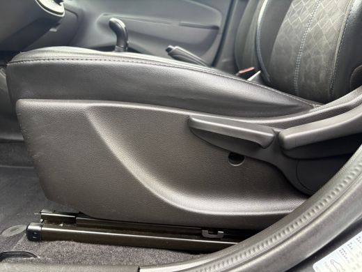 Opel KARL 1.0 75PK Innovation | VOORSTOELEN VERWARMD| CRUISE CONTROL| PARKEERSENSOREN ACHTER| CLIMATE CONTROL ActivLease financial lease
