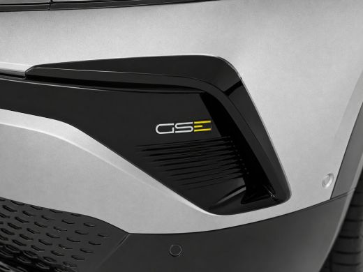 Opel Mokka-e GSE 54 kWh 280pk | Achteruitrijcamera | Alcantara bekleding in Jet Black | Dode hoek waarschuwing ActivLease financial lease
