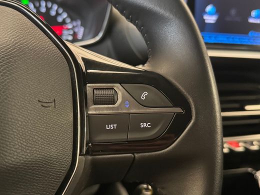 Peugeot 2008 1.2 PureTech Active Camera | Cruise | Carplay | Airco | Parkeersensoren | Bluetooth | 16.000KM! |... ActivLease financial lease