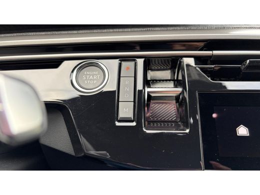 Peugeot 3008 1.2 HYBRID 145PK ALLURE AUTOMAAT / NAVI / LEDER / CLIMA / FULL-LED / 19" LMV / KEYLESS / CAMERA /... ActivLease financial lease