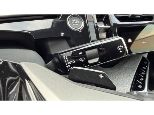 Peugeot 3008 1.2 HYBRID 145PK ALLURE AUTOMAAT / NAVI / LEDER / CLIMA / FULL-LED / 19" LMV / KEYLESS / CAMERA /... ActivLease financial lease
