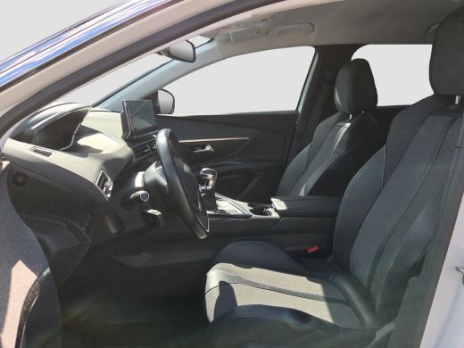 Peugeot 5008 1.2 PureTech Blue Lease Allure 7 persoons | Camera | Parkeersensoren | Full map navigatie | Two t... ActivLease financial lease