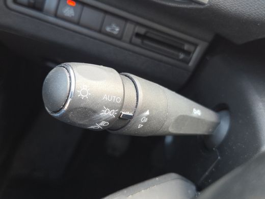 Peugeot 5008 1.2 PureTech Blue Lease Allure 7 persoons | Camera | Parkeersensoren | Full map navigatie | Two t... ActivLease financial lease