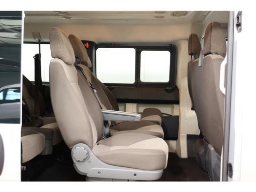 Peugeot Boxer 2.2 BlueHDI 9 Persoons Personenvervoer ActivLease financial lease