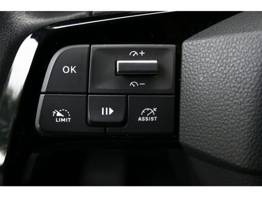 Peugeot Expert 2.0 BLUEHDI 180PK DC 5-ZITS AUTOMAAT / CAMERA / TREKHAAK / STOEL-STUURVERWARMING / KEYLESS / LED ... ActivLease financial lease