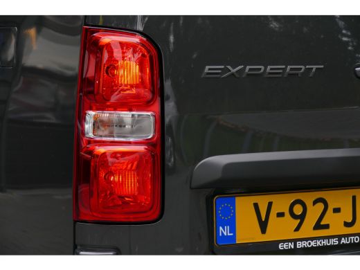 Peugeot Expert 2.0 BLUEHDI 180PK DC 5-ZITS AUTOMAAT / CAMERA / TREKHAAK / STOEL-STUURVERWARMING / KEYLESS / LED ... ActivLease financial lease