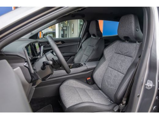 Renault Austral 1.2 E-Tech full hybrid 200 evolution | Apple Carplay/Android Auto | LED | 18'' L.M. | ACC | Camer... ActivLease financial lease