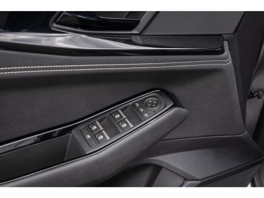 Renault Austral 1.2 E-Tech full hybrid 200 evolution | Apple Carplay/Android Auto | LED | 18'' L.M. | ACC | Camer... ActivLease financial lease