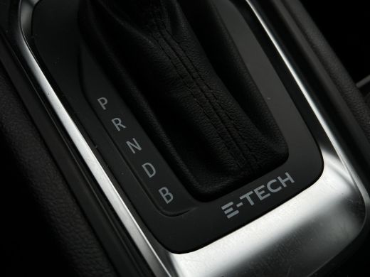 Renault Captur 1.6 E-Tech Hybrid 145 Intens Trekhaak | Stoelverwarming | Parkeersensoren | Keyless | LED | Full ... ActivLease financial lease