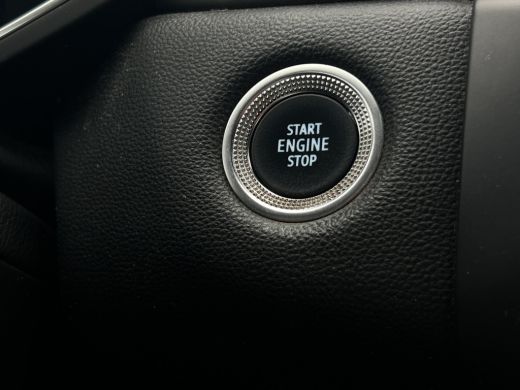 Renault Captur 1.6 E-Tech Hybrid 145 Intens Trekhaak | Stoelverwarming | Parkeersensoren | Keyless | LED | Full ... ActivLease financial lease
