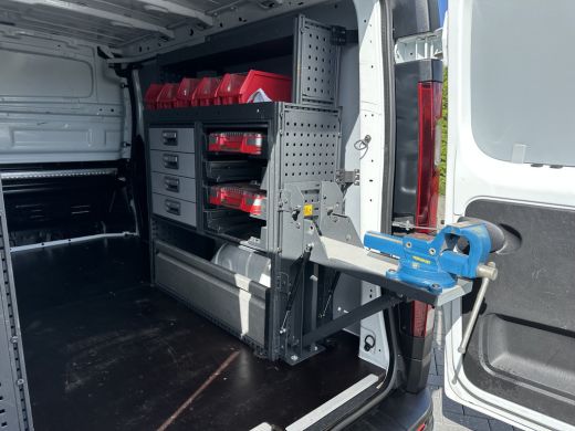 Renault Trafic 2.0 dCi 120 PK / L1H1 / 1e EIG. / **INRICHTING** / TREKHAAK / AIRCO / CRUISE / LED KOPLAMPEN ActivLease financial lease