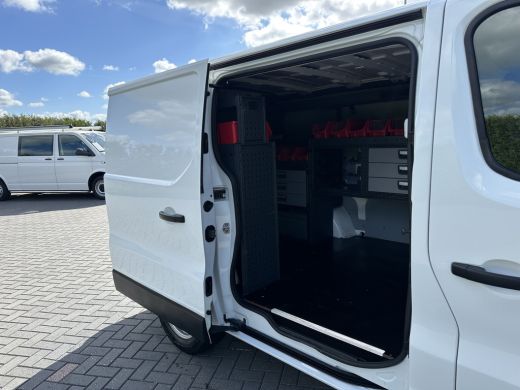 Renault Trafic 2.0 dCi 120 PK / L1H1 / 1e EIG. / **INRICHTING** / TREKHAAK / AIRCO / CRUISE / LED KOPLAMPEN ActivLease financial lease