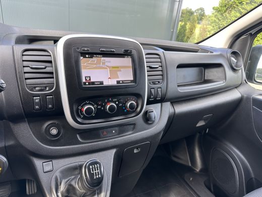 Renault Trafic 2.0 dCi 120 PK / L1H1 / 1e EIG. / **INRICHTING** / TREKHAAK / AIRCO / CRUISE / LED KOPLAMPEN ActivLease financial lease