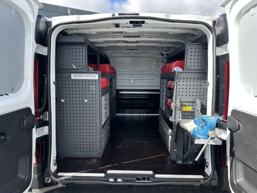 Renault Trafic 2.0 dCi 120 PK / L1H1 / 1e EIG. / **INRICHTING** / TREKHAAK / AIRCO / CRUISE / LED KOPLAMPEN ActivLease financial lease