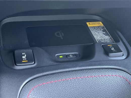 Toyota Corolla 1.8 Hybrid Executive | Navigatie | Carplay | Parkeersensoren | Dode hoek waarschuwing | 18 inch L... ActivLease financial lease