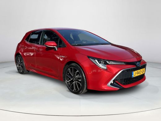 Toyota Corolla 1.8 Hybrid Executive | Navigatie | Carplay | Parkeersensoren | Dode hoek waarschuwing | 18 inch L... ActivLease financial lease