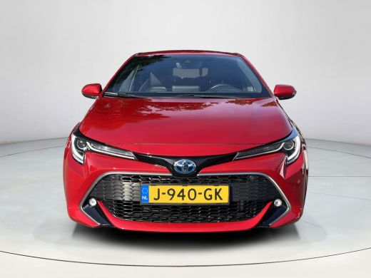 Toyota Corolla 1.8 Hybrid Executive | Navigatie | Carplay | Parkeersensoren | Dode hoek waarschuwing | 18 inch L... ActivLease financial lease