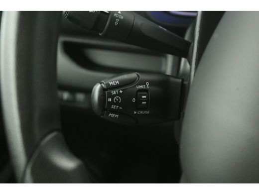 Toyota ProAce 75 kWh L2H1 Long Range | Snelladen | SOH 99% | Airco | Cruise | 3 Zits | Carplay | Parkeersens. ActivLease financial lease