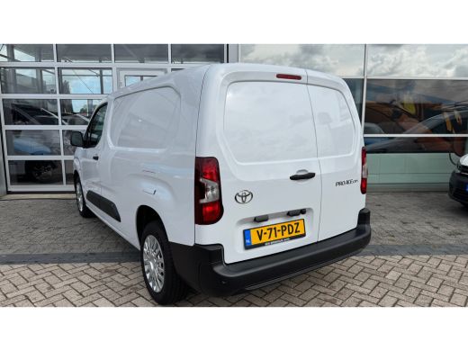 Toyota ProAce L2 Duty 1.5 D-4D 102PK Airco | Stoelverw. | Cruise | Camera | Navy by App ActivLease financial lease