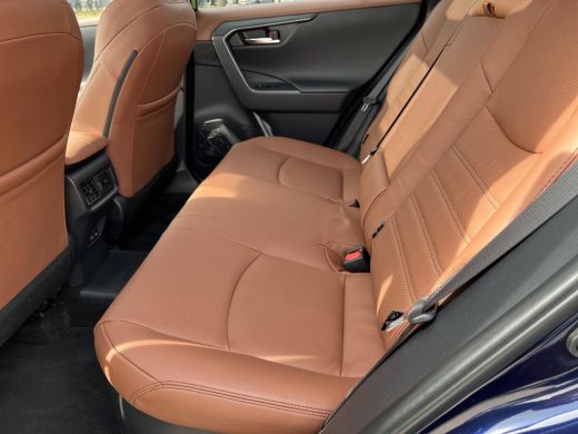 Toyota RAV4 2.5 Plug-in Hybrid AWD 300 GR Sport | All-in prijs | Automaat | Panoramadak | Leder bekleding ActivLease financial lease