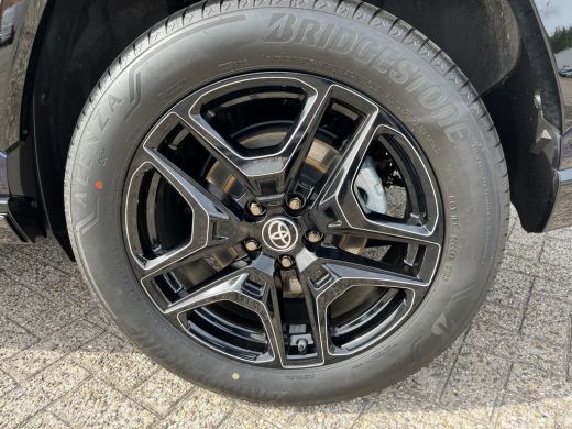 Toyota RAV4 2.5 Plug-in Hybrid AWD 300 GR Sport | All-in prijs | Automaat | Panoramadak | Leder bekleding ActivLease financial lease
