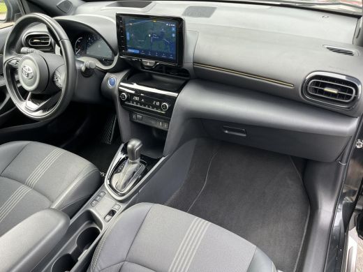 Toyota Yaris Cross 1.5 Hybrid Adventure | Navigatie | Head up display | Stoelverwarming | 18 inch LM-velgen | ActivLease financial lease